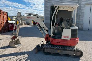 mini escavatore takeuchi TB23R