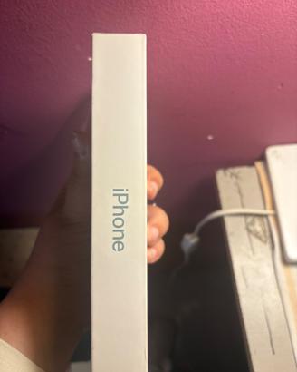 iPhone 16 plus