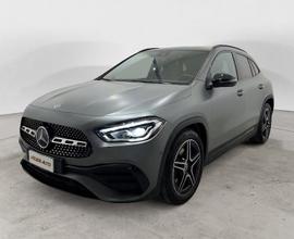 Mercedes-Benz GLA 200 Automatic Premium AMG LINE