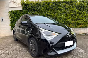TOYOTA Aygo Connect 1.0 5 porte Automatica