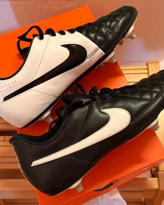 Scarpe Nike Tiempo