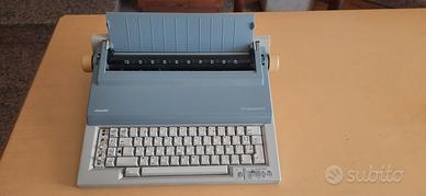 Macchina da scrivere elettronica