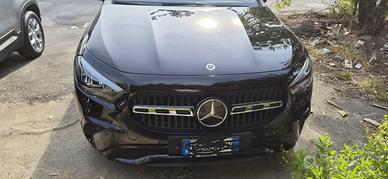 Mercedes gla 180d premium progressive