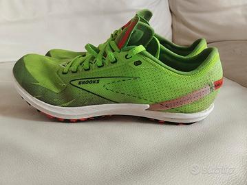 Scarpe da atletica chiodate per cross