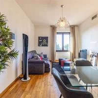 Rifinito sesto piano vista mare