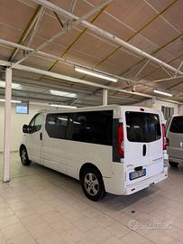 Opel Vivaro 9 posti L2h1