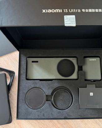 Xiaomi 13 Ultra con kit fotografico