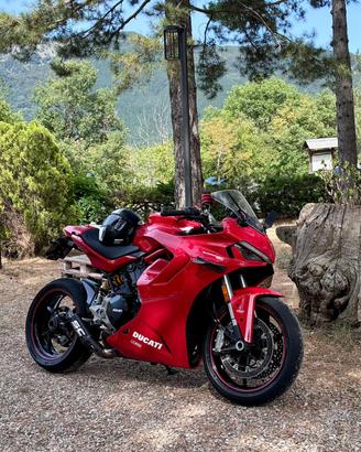 Ducati Supersport 950 