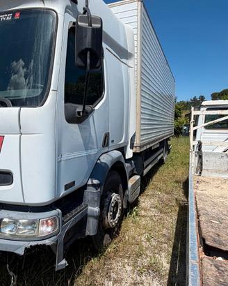 Autocarro trasporto cose in conto proprio
