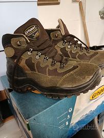 scarpone trekking