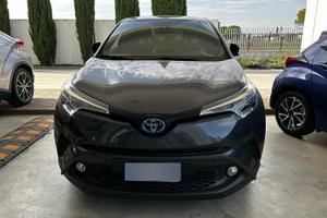 Toyota CHR 1.8 HYBRID E-CVT TREND
