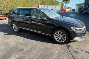 RICAMBI USATI Volkswagen Passat ANNO 2017 CRL