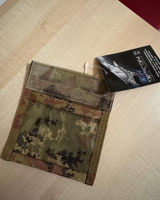 Porta badge con velcro vegetato