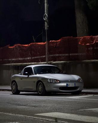 Mazda mx-5 nb