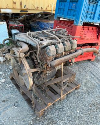 Motore mercedes v8 OM402