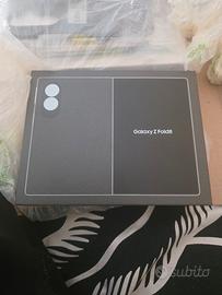 Samsung Z Fold 8  5G 512 GB  display 7,6"