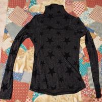 Maglia maniche lunghe a stelle e top militare