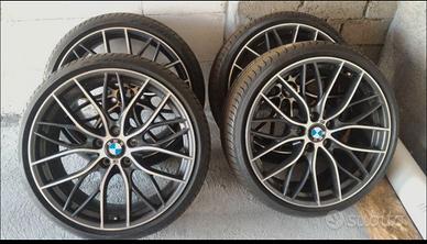 BMW cerchi da 20 gommati