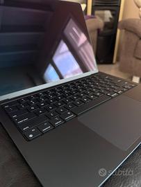 MacBook Air M2 (2022) 13.6” - Mezzanotte