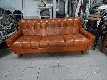 Divano Vintage in pelle 