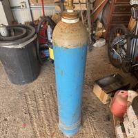 Bombola CO₂ 6 kg con valvola – usata