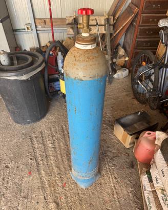 Bombola CO₂ 6 kg con valvola – usata