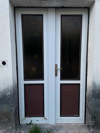 Porta di ingresso in pvc e vetro