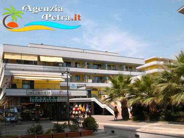 Appart.bilo, trilo, fronte mare ad ALBA ADRIATICA