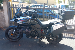 SUZUKi Vstrom xt 1000