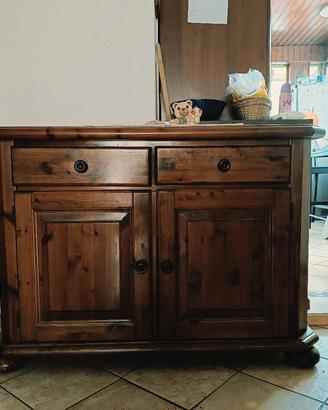 credenza bassa in legno