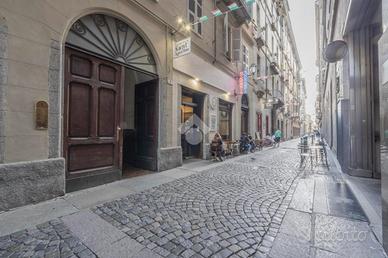 5 LOCALI A TORINO