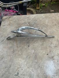 Fregio cofano anteriore 1100 103