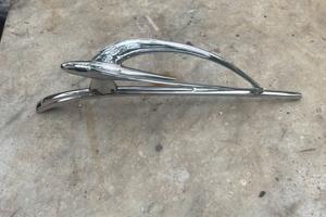 Fregio cofano anteriore 1100 103