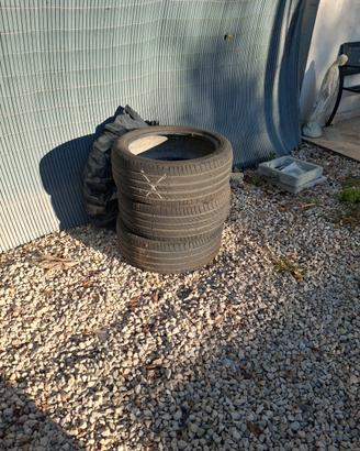 Gomme auto