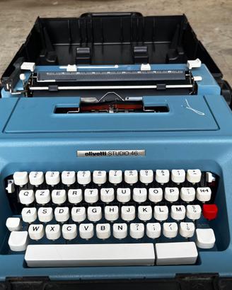 Macchina da scrivere Olivetti studio 46
