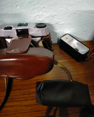 1 Macchina fotografica anni'60