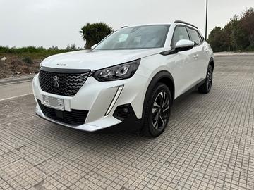 Peugeot 2008 BlueHDi 130 S&S EAT8 Allure Pack