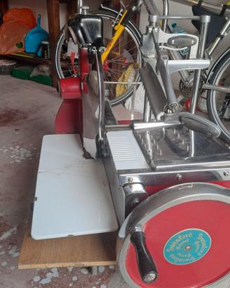 affetatrice a volano