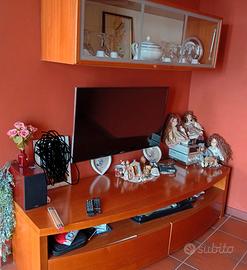Salotto in legno elegante