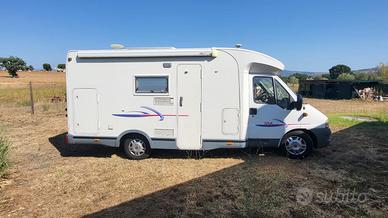 Camper Semi integrale Challenger 106