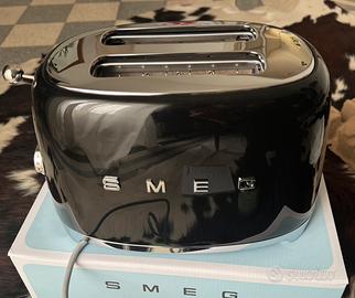 Iconico Tostapane Smeg