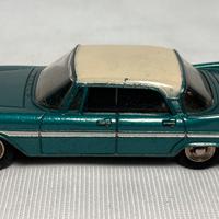 Dinky toys 1/43 De Soto 59 Diplomat
