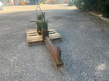 Spaccalegna da trattore