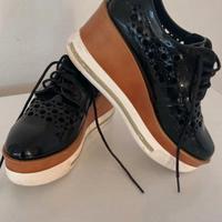 scarpe con zeppa e stringhe diamantique 