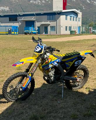 Valenti Racing Suzuki RM Z 250 80 ore originali