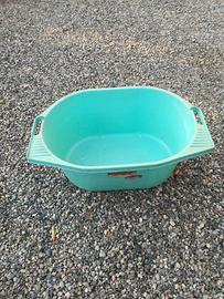 Bacinella molto grande