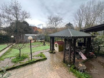 Appartamento con giardino