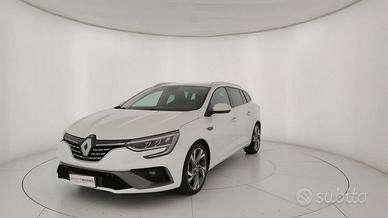 Renault Mégane Sporter Plug-in Hybrid E-TECH ...