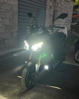 Scooter Kl Brera x 300