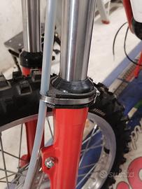 Passacavo Fermacavo tubo freno anteriore forcella